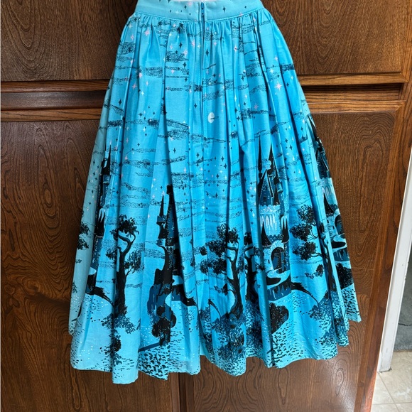 Jenny skirt castle print - Picture 7 of 10